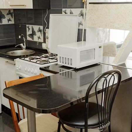 Transitional Havryky Apartment リヴィウ エクステリア 写真