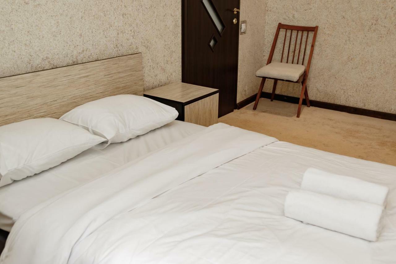 Transitional Havryky Apartment リヴィウ エクステリア 写真