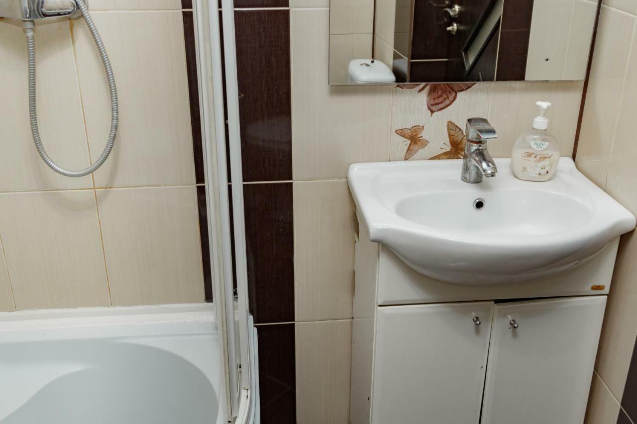 Transitional Havryky Apartment リヴィウ エクステリア 写真