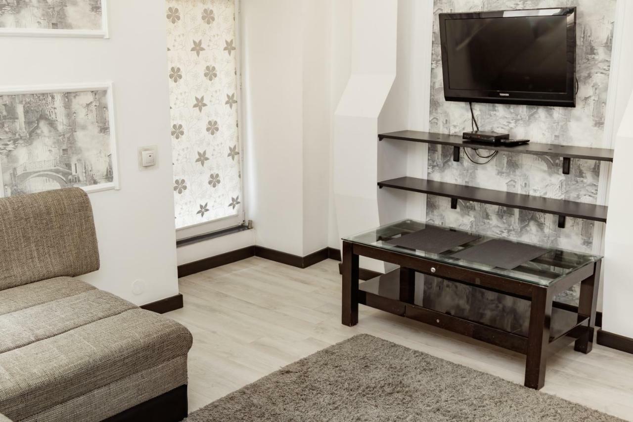 Transitional Havryky Apartment リヴィウ エクステリア 写真